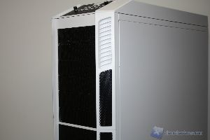 00020Aerocool XPREDATOR WHITE XTREMEHARDWARE.COM