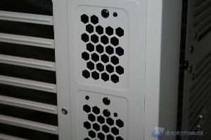 00035Aerocool XPREDATOR WHITE XTREMEHARDWARE.COM