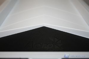 00073Aerocool XPREDATOR WHITE XTREMEHARDWARE.COM
